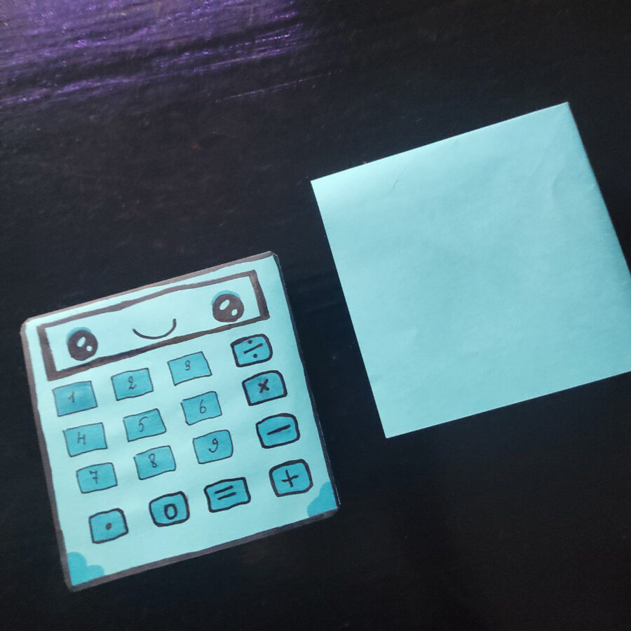 Закладка из бумаги «Калькулятор»