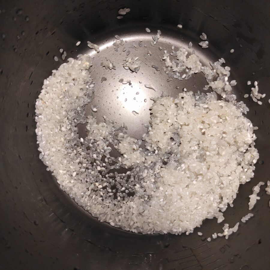 Нежная рисовая каша на молоке в мультиварке