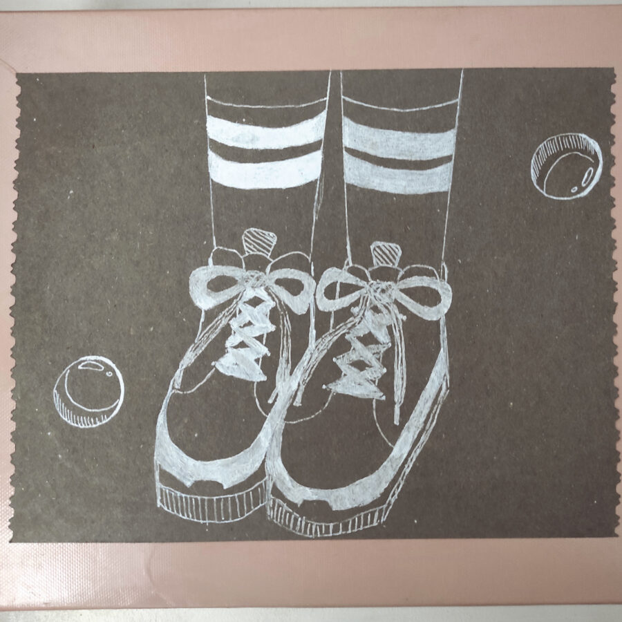 Мой подход: оформление коробки с обувью рисунком