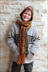 Вязание шарфа только руками, без спиц и крючка