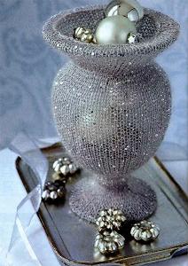Декорируем вазу вязаным полотном