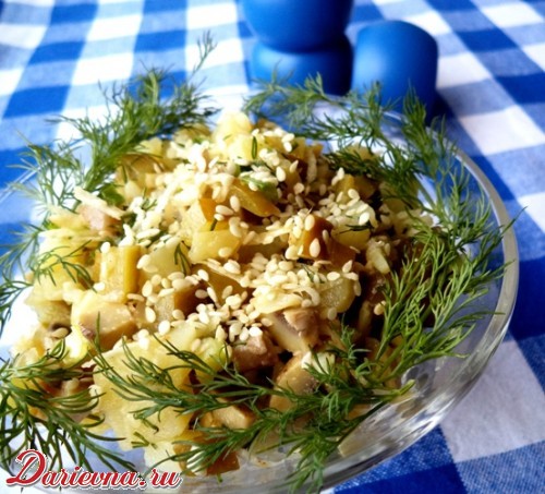 Постный салат «Острый» с картофелем, грибами и зеленью