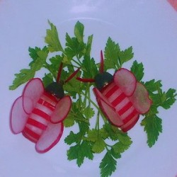 Украшения для салата — карвинг с редиской