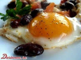 Как приготовить яичницу вкусно — 5 полезных советов и 5 лучших рецептов яичницы-глазуньи