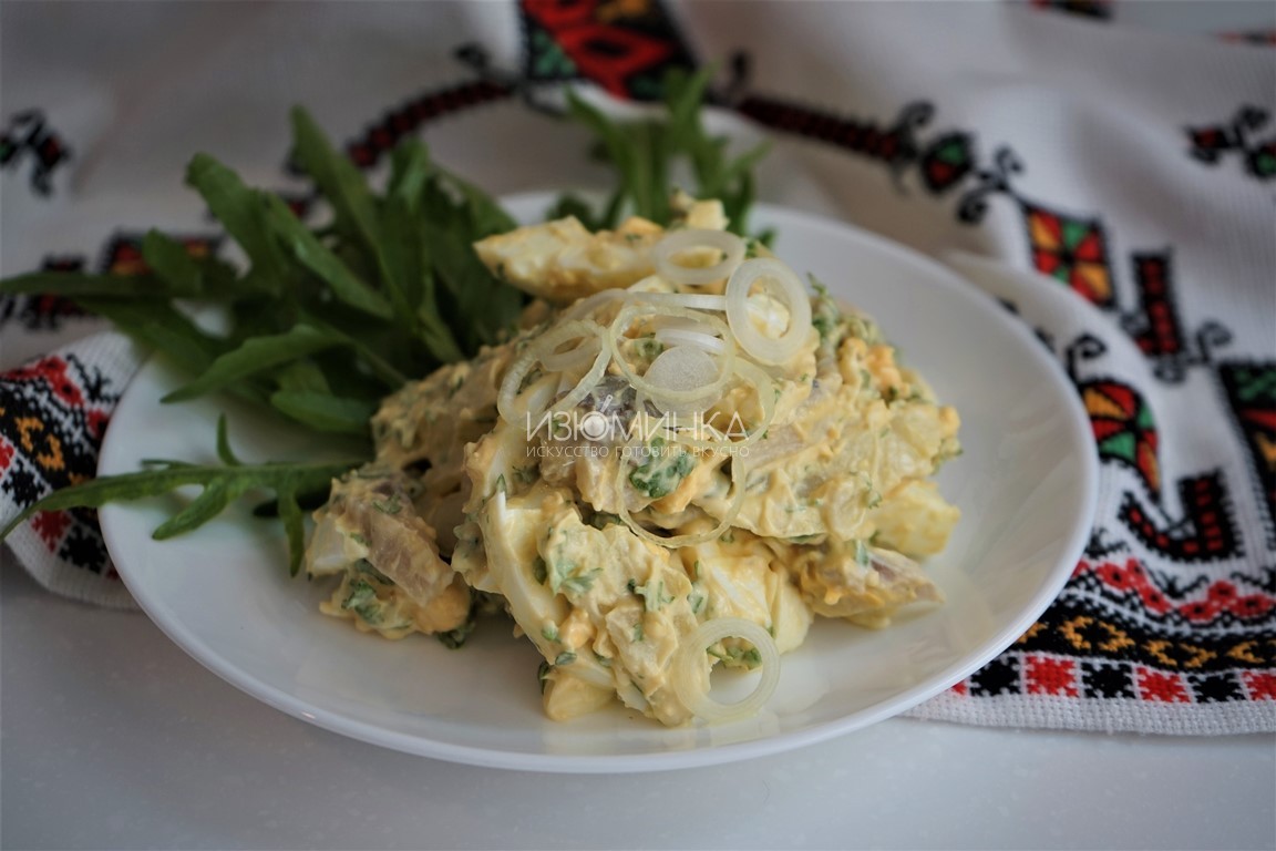 Как готовить салат с селедкой, картофелем и яйцом
