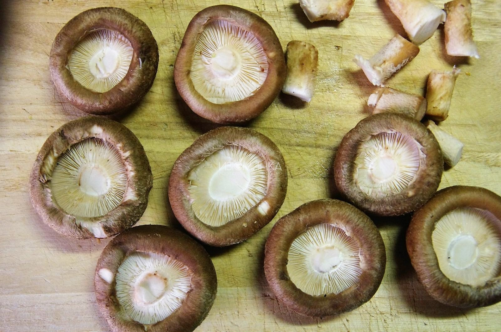 фаршированные грибы
