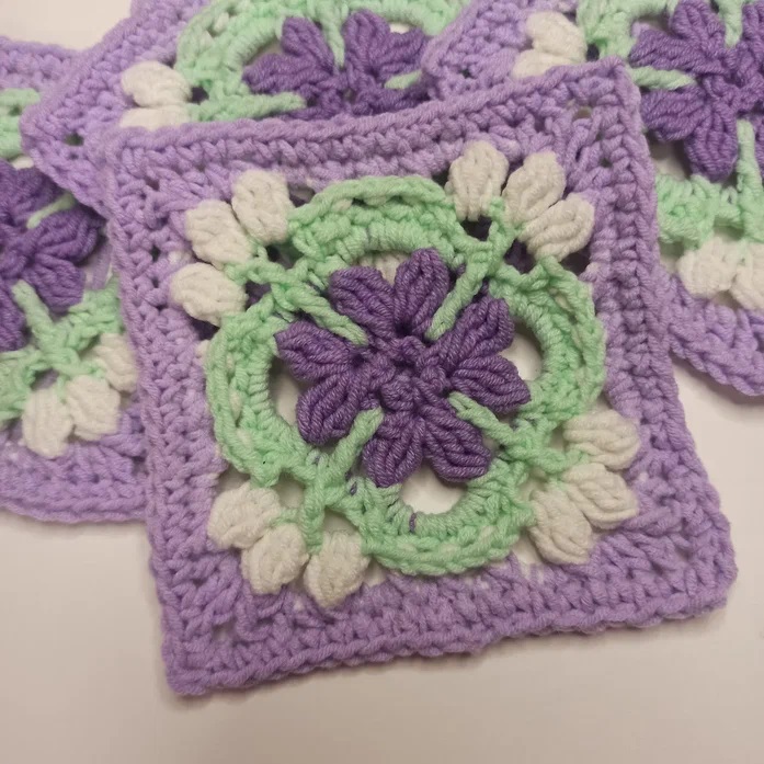 Мини-квадрат "Чарующая гармония" в исполнении Дарьи