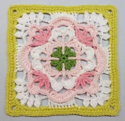 Фото для Ряда 11. Квадрат крючком "Чарующая гармония"
