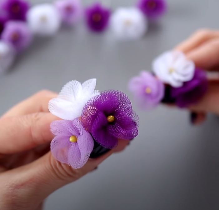 Как делать цветы из фатина своими руками