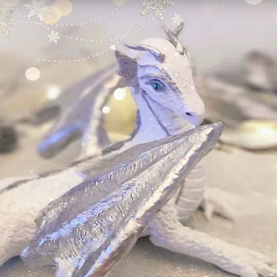 От снежинок до дракона: какие новогодние украшения можно сделать из бумаги