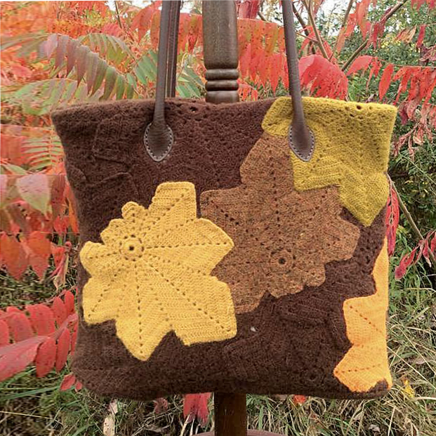 Осенняя сумка с листьями крючком