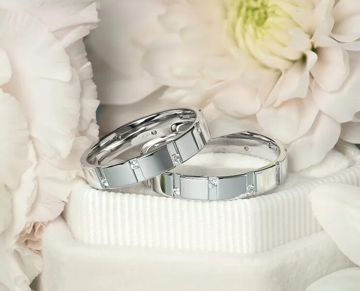 Свадебные кольца из белого золота